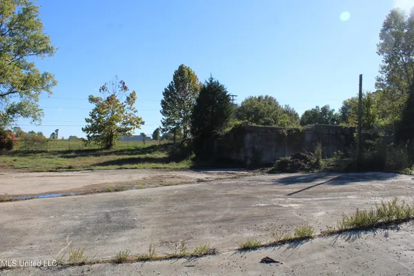 $225,000 | 8031 Alexander Road, Olive Branch, MS 38654