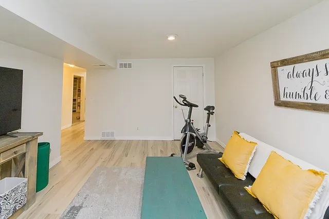 $275,000 | 1870 South Carolina Drive, Green River, WY 82935