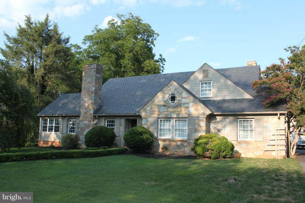 Exterior (Front)