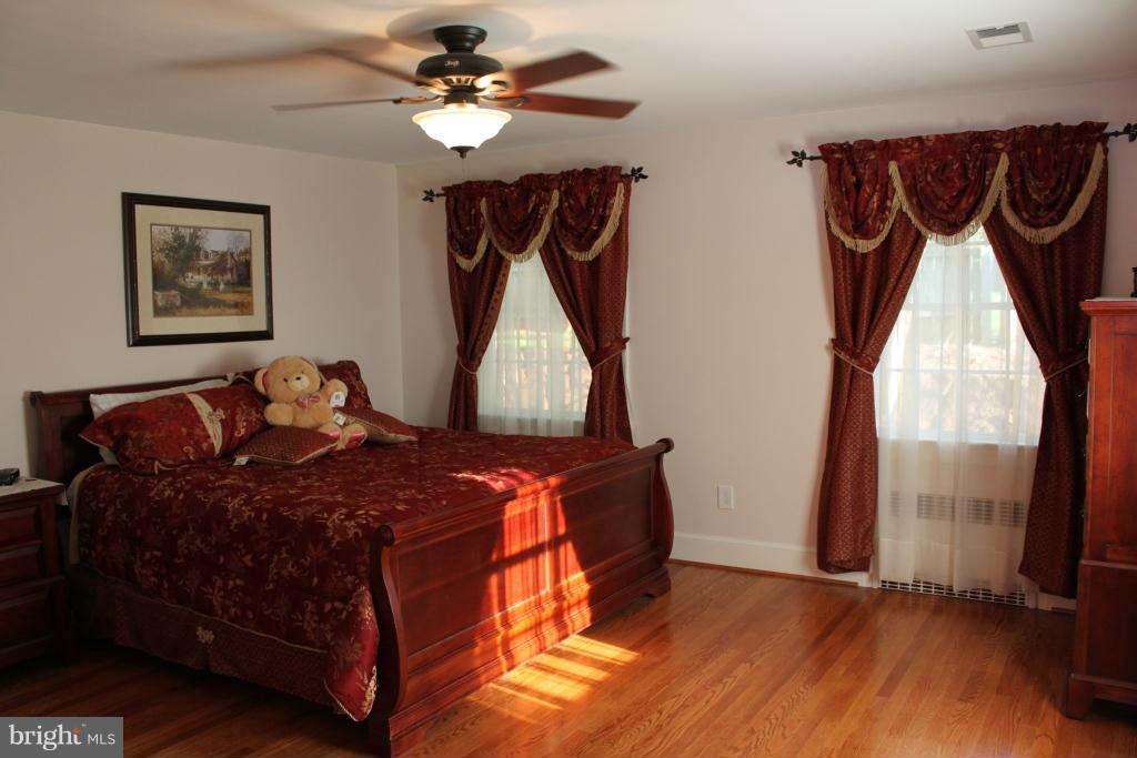 1209 South Blue Ridge Avenue Culpeper, VA 22701 - Photo 13 of 30 Bedroom (Master)