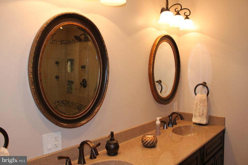 1209 South Blue Ridge Avenue Culpeper, VA 22701 - Photo 15 of 30 Bath (Master)
