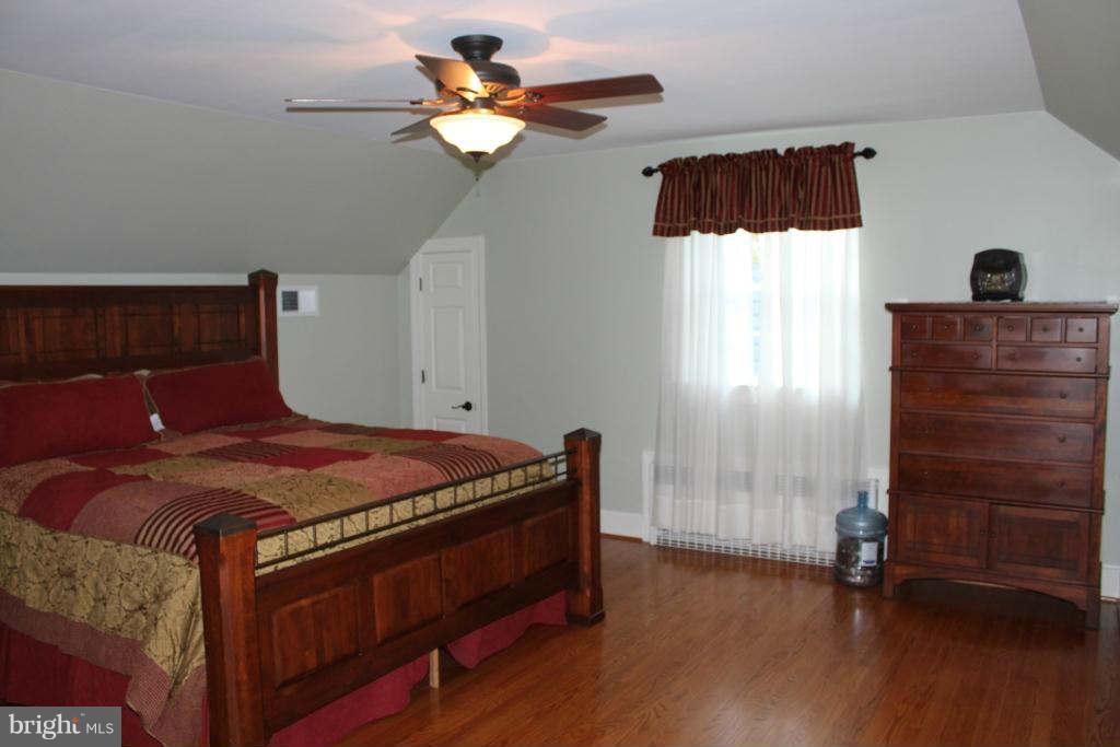 1209 South Blue Ridge Avenue Culpeper, VA 22701 - Photo 18 of 30 Bedroom - upstairs