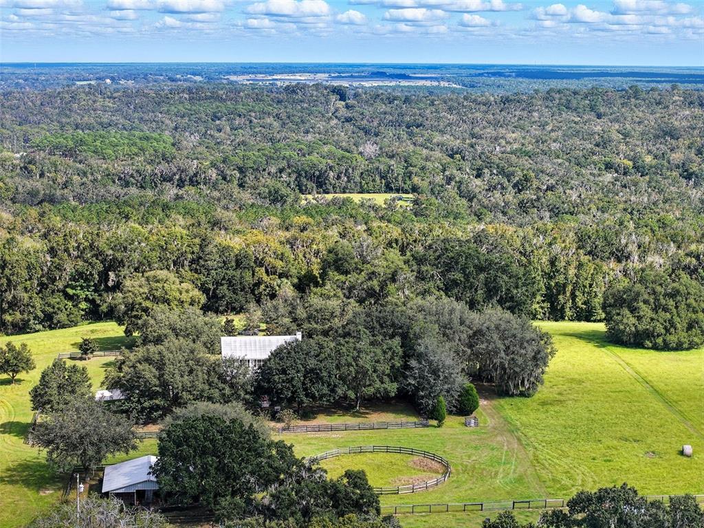 23337 Lake Lindsey Road Brooksville, FL 34601 - Photo 55 of 59 a view of a field with an ocean