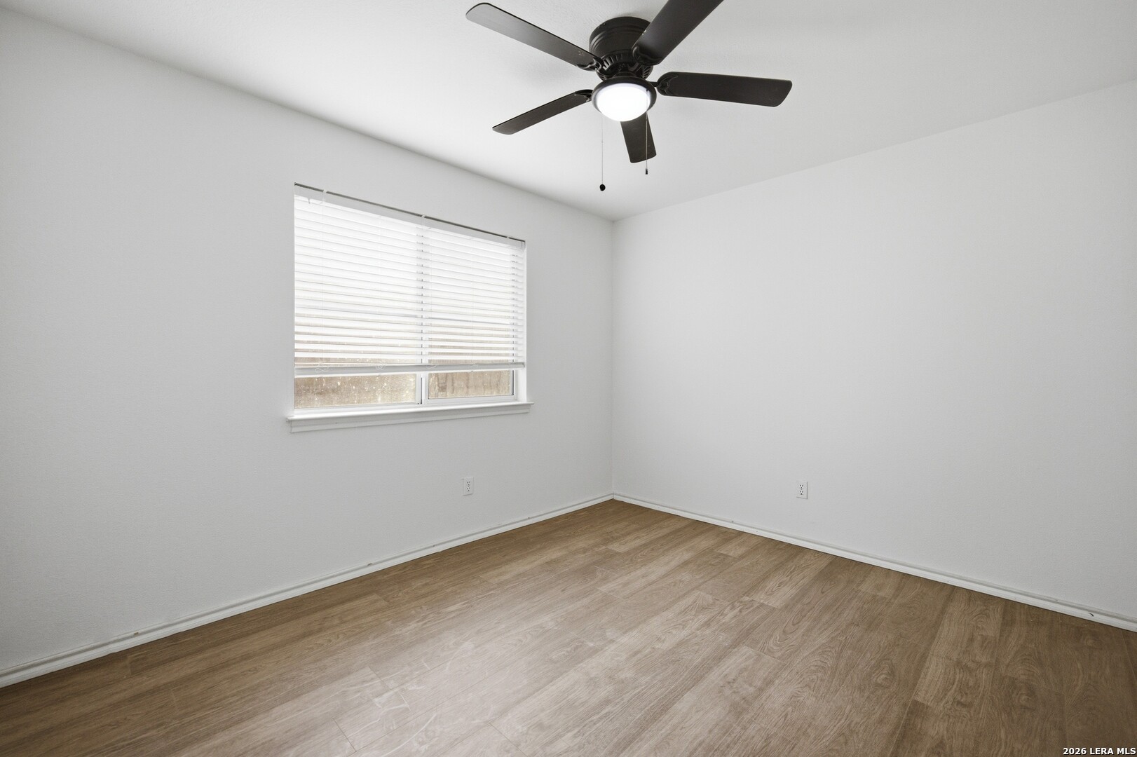 8346 Copperglen Converse, TX 78109 - Photo 16 of 23