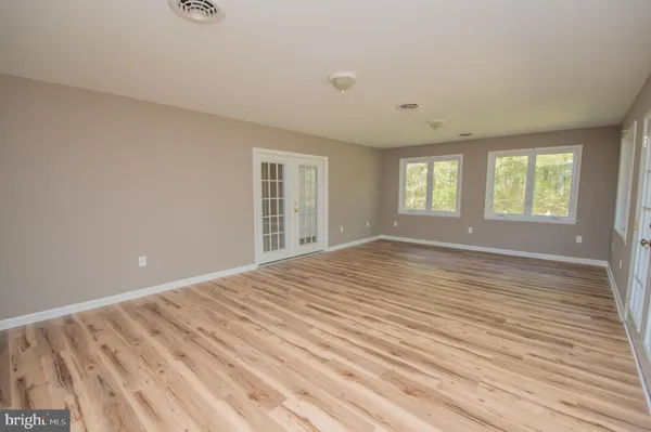 $450,000 | 4401 Beechwood Place, Crisfield, MD 21817