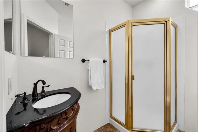 $749,000 | 40865 Avenida Estrada, Palm Desert, CA 92260