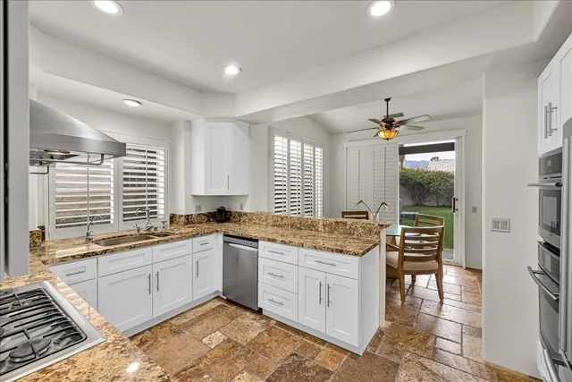 $749,000 | 40865 Avenida Estrada, Palm Desert, CA 92260