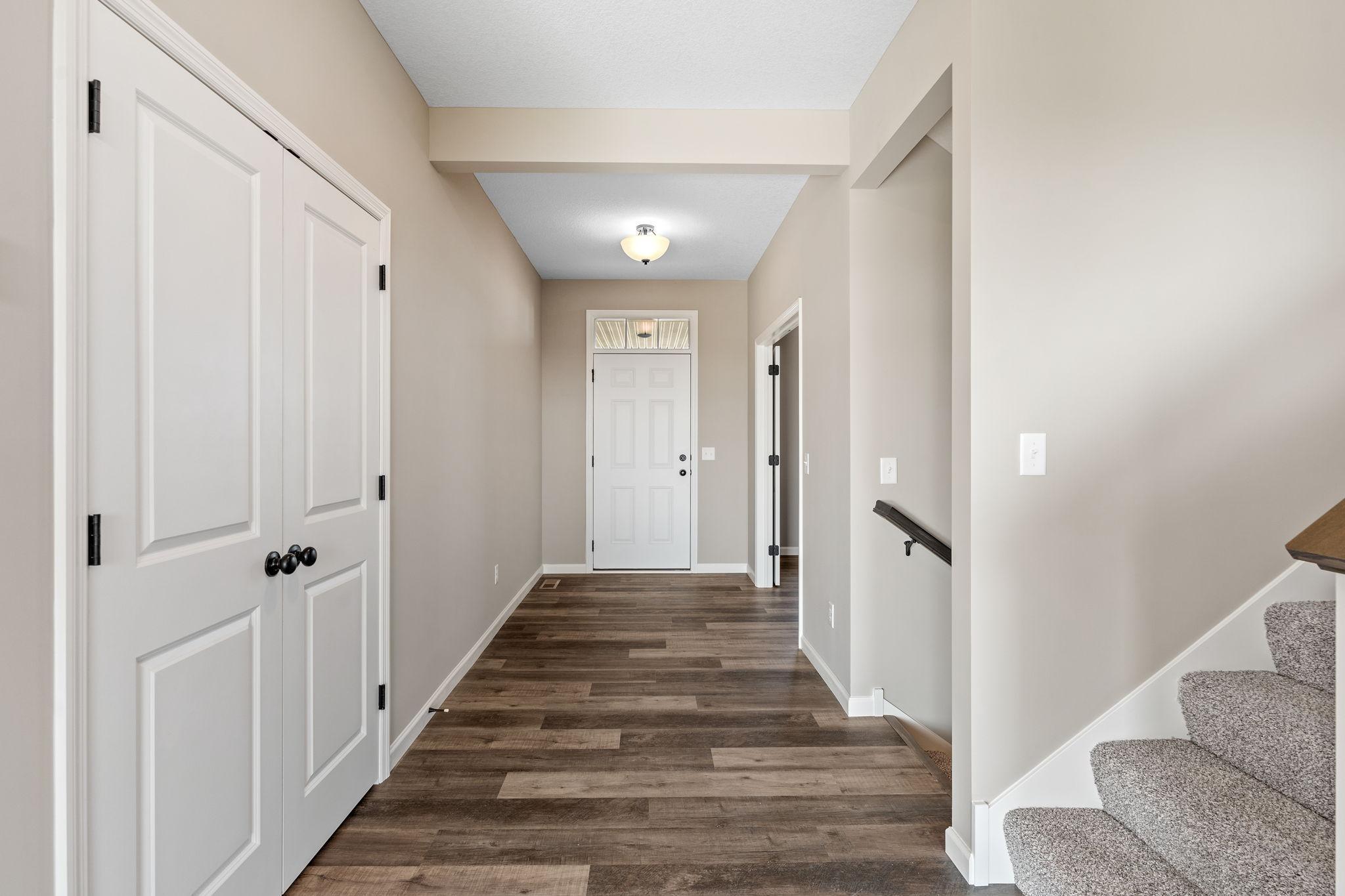 2560 Buffalo Ridge Drive Buffalo, MN 55313 - Photo 2 of 13