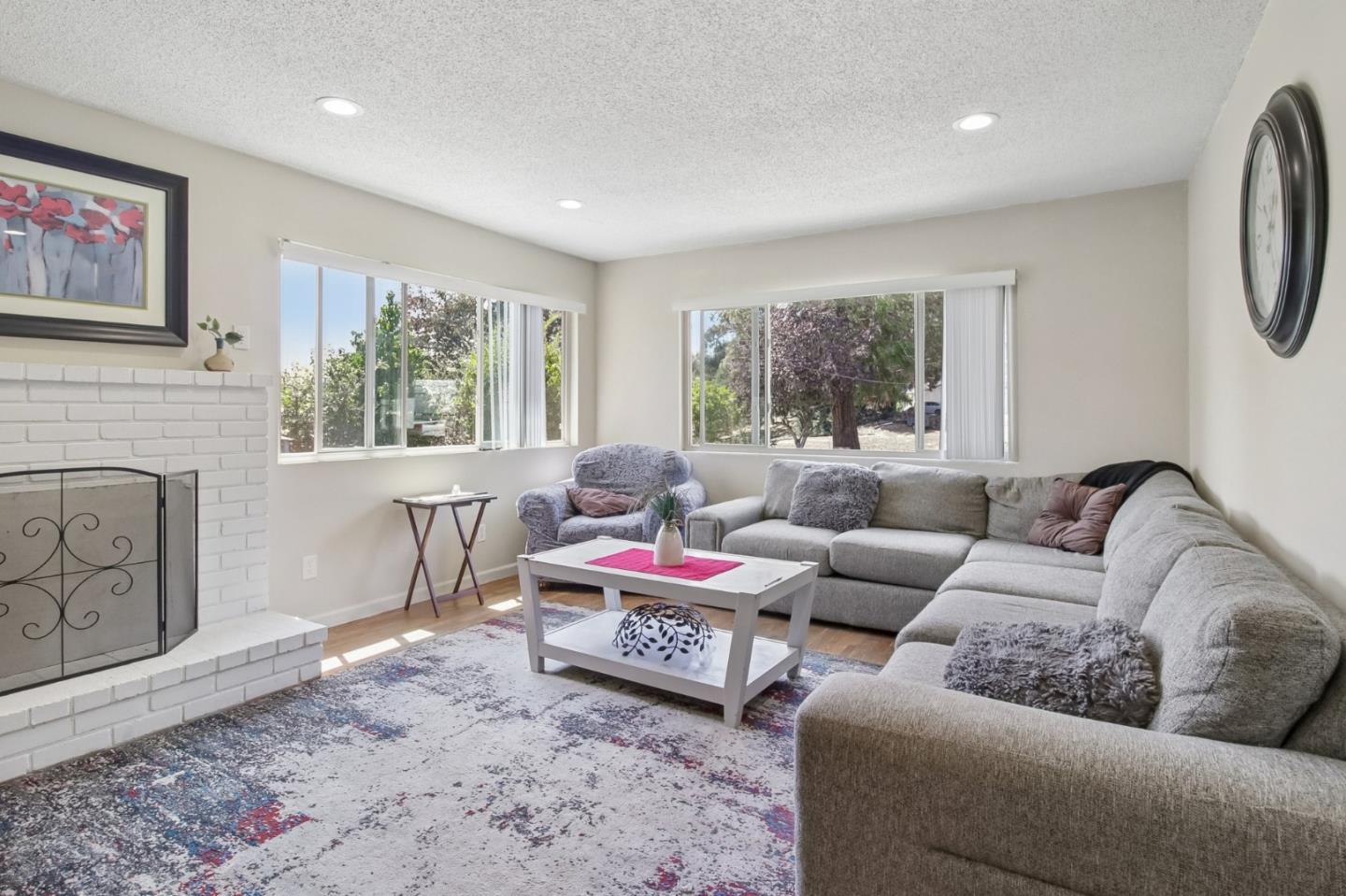 8980 Oak Road Salinas, CA 93907 - Photo 11 of 42 Gallery Image 11