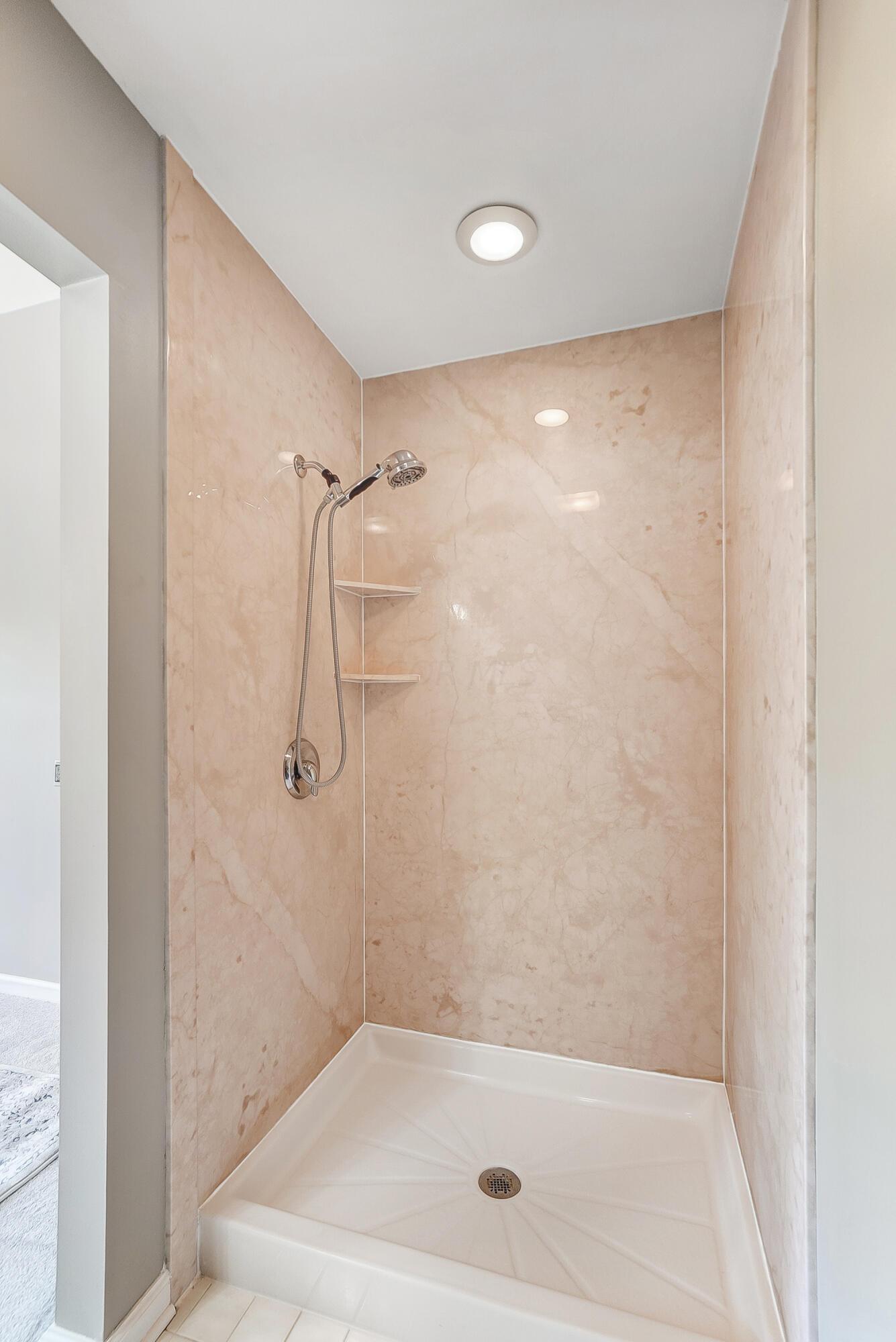 3535 Amity Road Hilliard, OH 43026 - Photo 50 of 93 Owners Shower