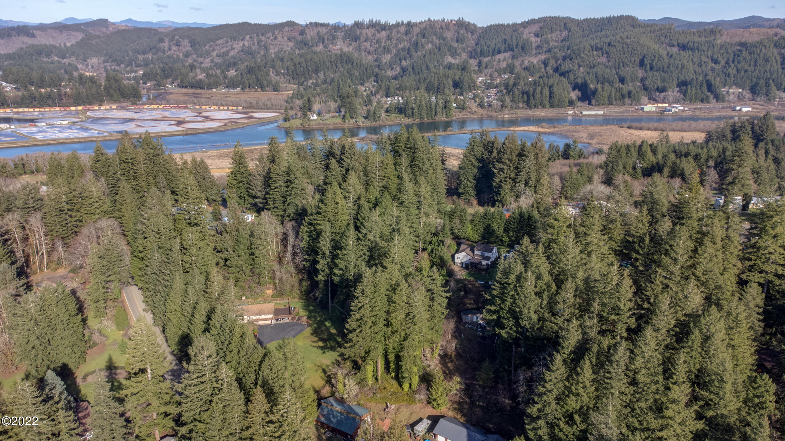 489 South Bay Road Toledo, OR 97391 - Photo 30 of 31 31