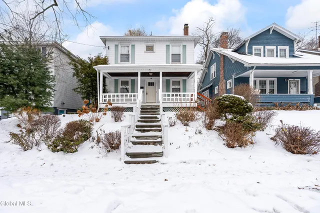 $219,900 | 18 Fairlawn Avenue, Albany, NY 12203