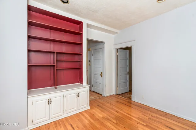 $239,900 | 18 Fairlawn Avenue, Albany, NY 12203