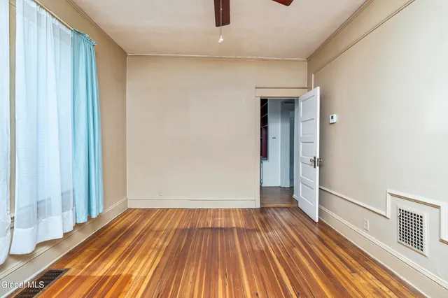 $239,900 | 18 Fairlawn Avenue, Albany, NY 12203