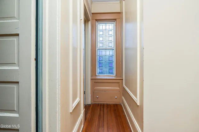 $239,900 | 18 Fairlawn Avenue, Albany, NY 12203