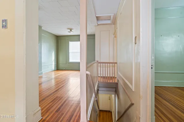 $239,900 | 18 Fairlawn Avenue, Albany, NY 12203