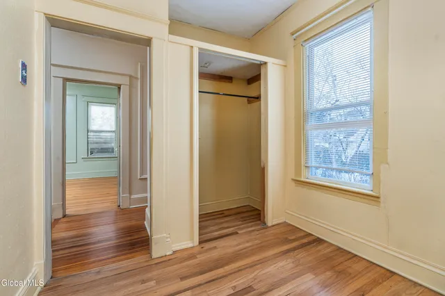 $239,900 | 18 Fairlawn Avenue, Albany, NY 12203