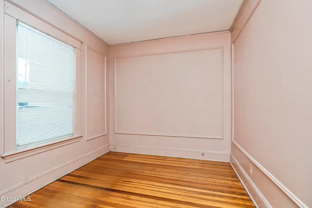 $239,900 | 18 Fairlawn Avenue, Albany, NY 12203