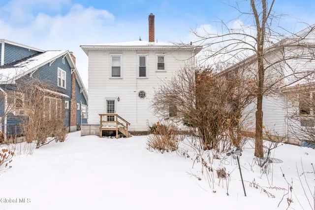 $239,900 | 18 Fairlawn Avenue, Albany, NY 12203