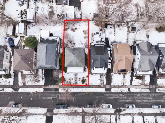 $239,900 | 18 Fairlawn Avenue, Albany, NY 12203