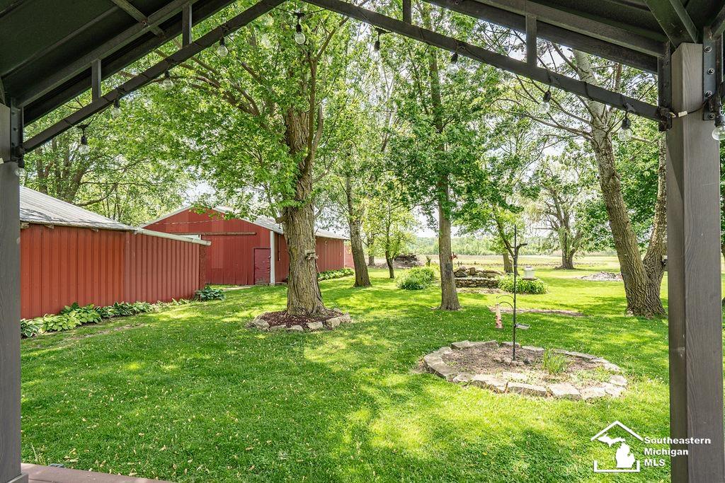 1584 East Newburg Road Carleton, MI 48117 - Photo 8 of 36 50208815-b74c2792-6420-4d71-98ca-9b3090240bd1.JPG