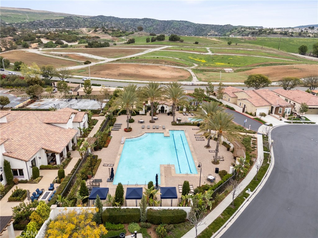 3395 Calle Del Sol Brea, CA 92823 - Photo 29 of 33