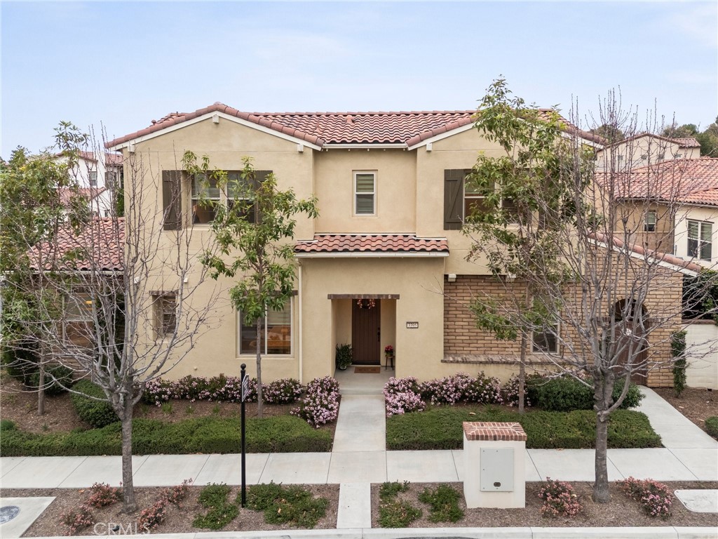 3395 Calle Del Sol Brea, CA 92823 - Photo 5 of 33