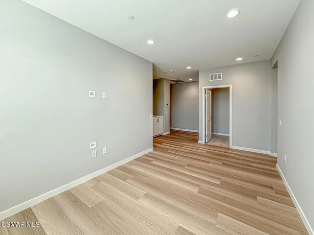 $890,000 | 1953 Cottage Drive, Unit 6, Simi Valley, CA 93065