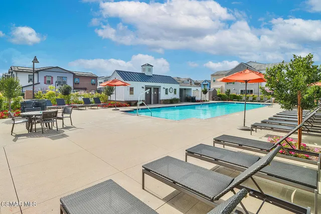 $890,000 | 1953 Cottage Drive, Unit 6, Simi Valley, CA 93065