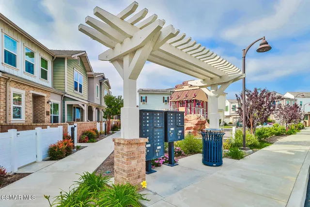 $890,000 | 1953 Cottage Drive, Unit 6, Simi Valley, CA 93065