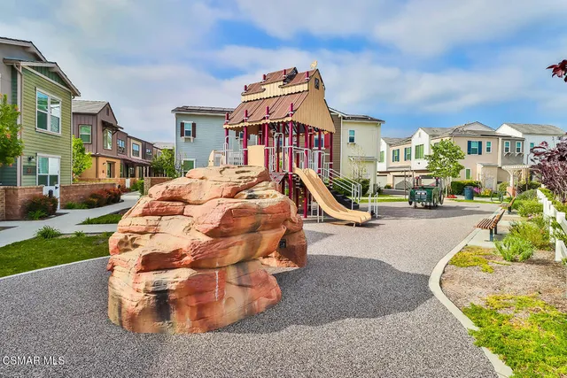 $890,000 | 1953 Cottage Drive, Unit 6, Simi Valley, CA 93065