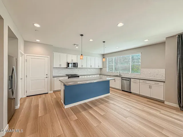 $890,000 | 1953 Cottage Drive, Unit 6, Simi Valley, CA 93065