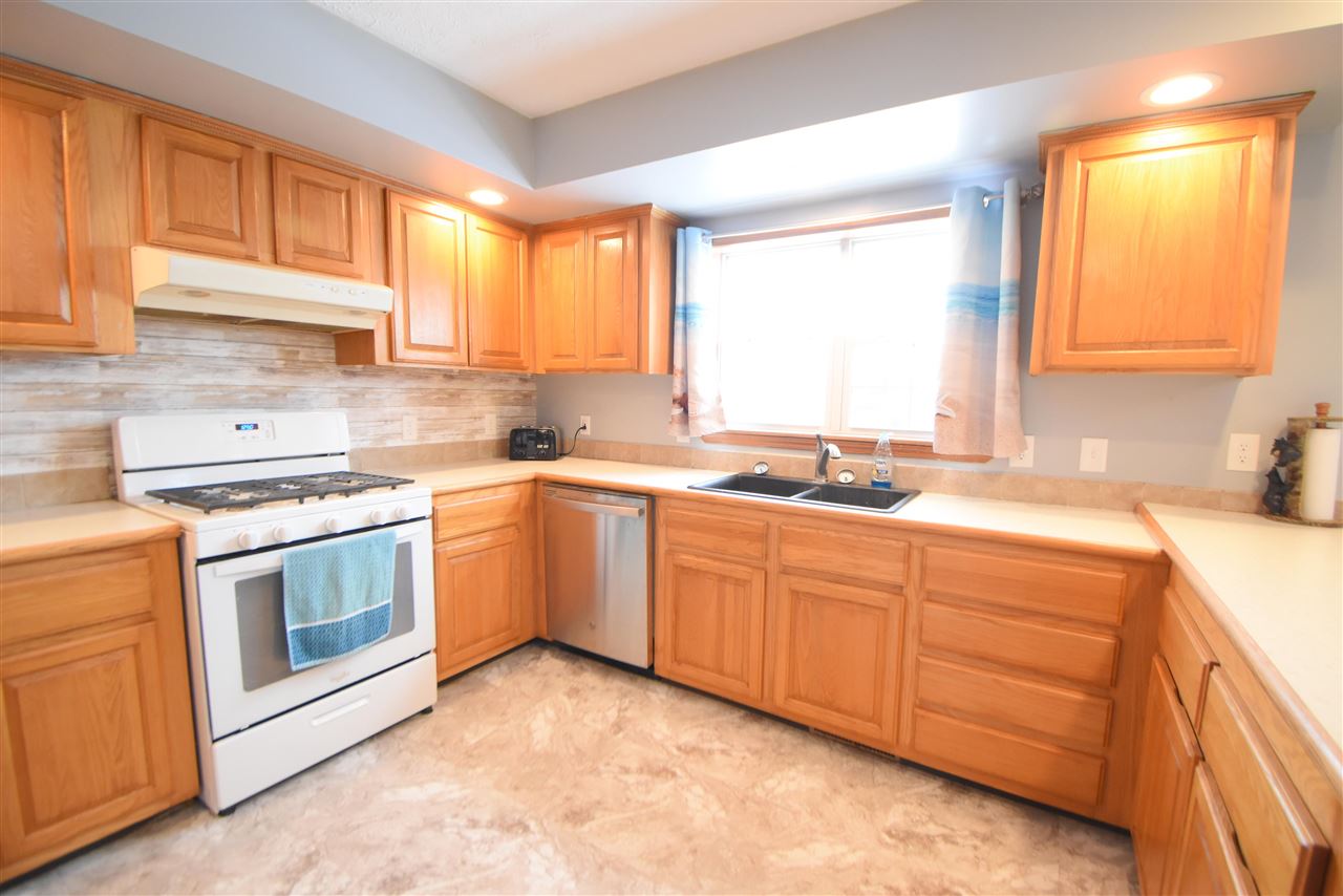7236 Goodall Road Durand, MI 48429 - Photo 6 of 34