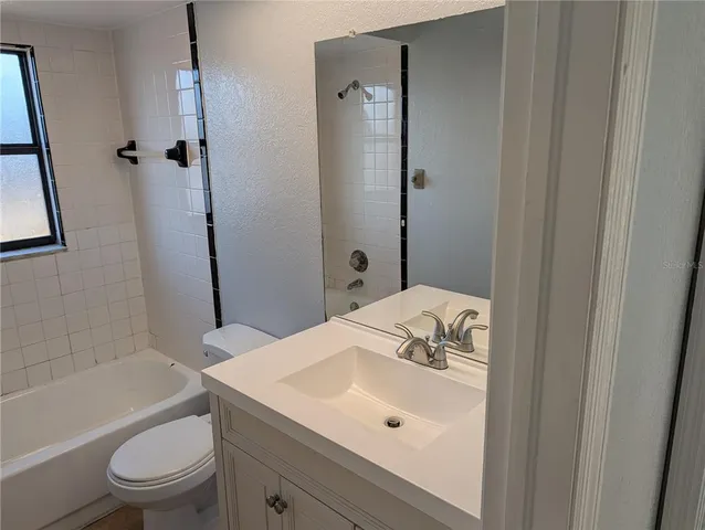 $2,140 | 5327 Baldock Avenue, Spring Hill, FL 34608