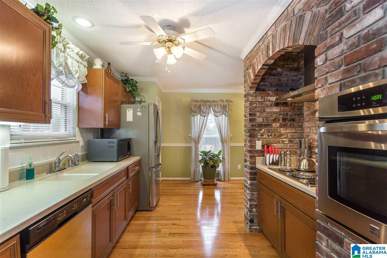 2811 Pinecrest Lane Moody, AL 35004 - Photo 10 of 30