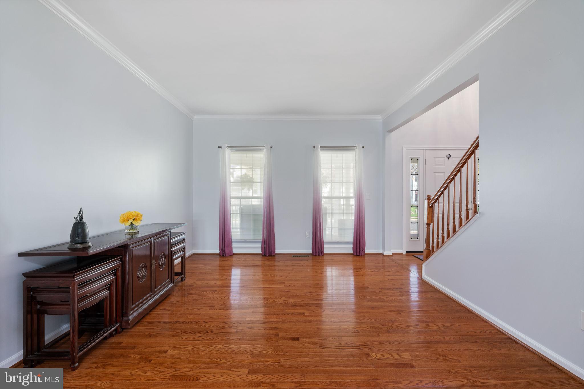 6472 Colonial Village Loop Manassas, VA 20112 - Photo 15 of 69 Formal Living Room