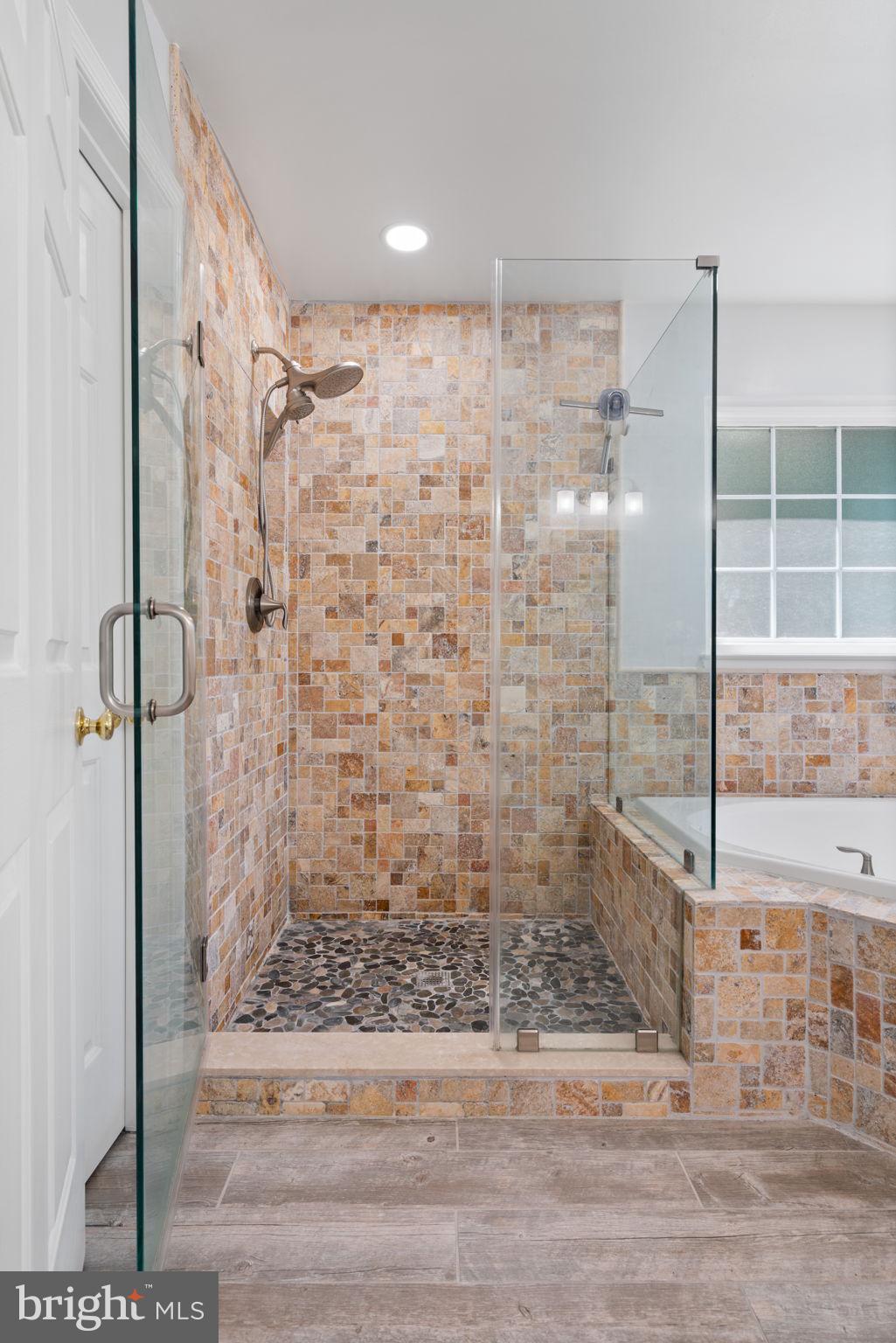6472 Colonial Village Loop Manassas, VA 20112 - Photo 35 of 69 Elegant glass surround shower