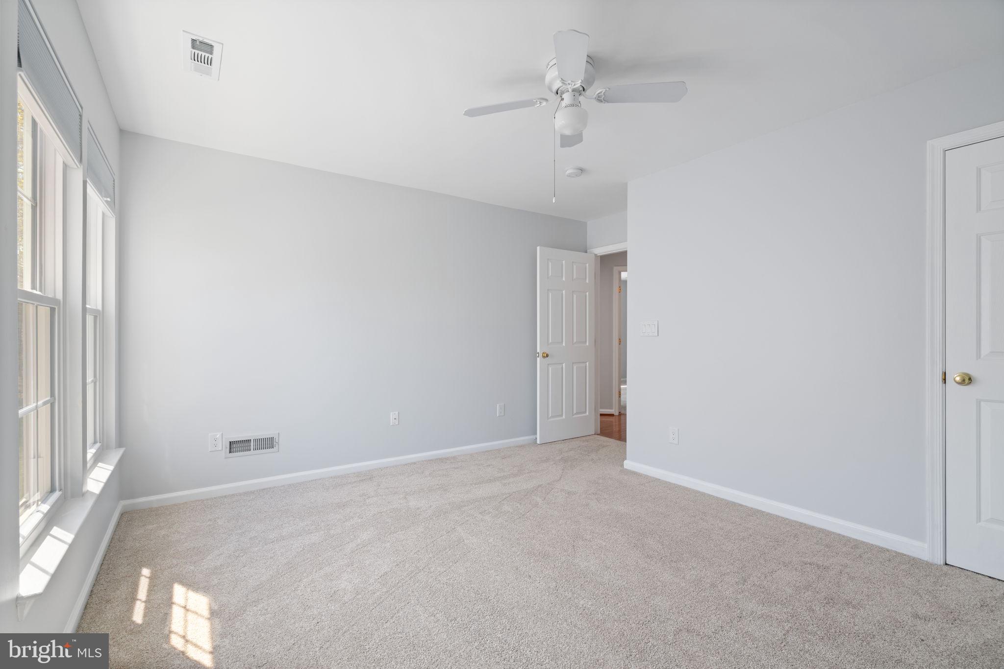 6472 Colonial Village Loop Manassas, VA 20112 - Photo 46 of 69 Bedroom 5