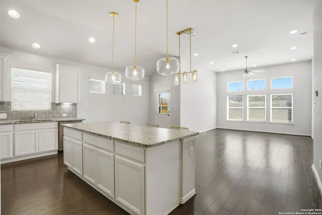 $310,000 | 8244 Breezy Cove, Selma, TX 78154