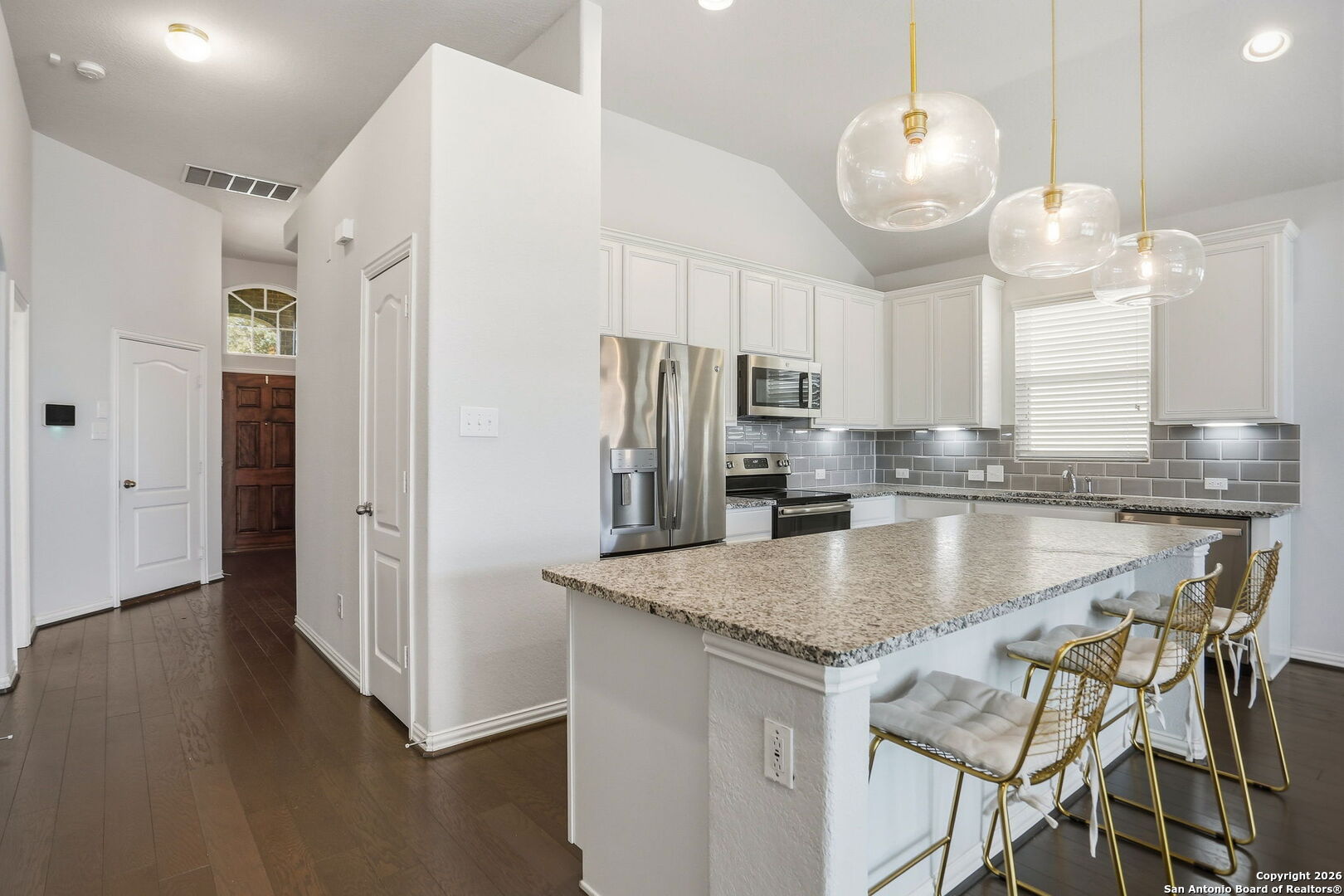 8244 Breezy Cove Selma, TX 78154 - Photo 5 of 25