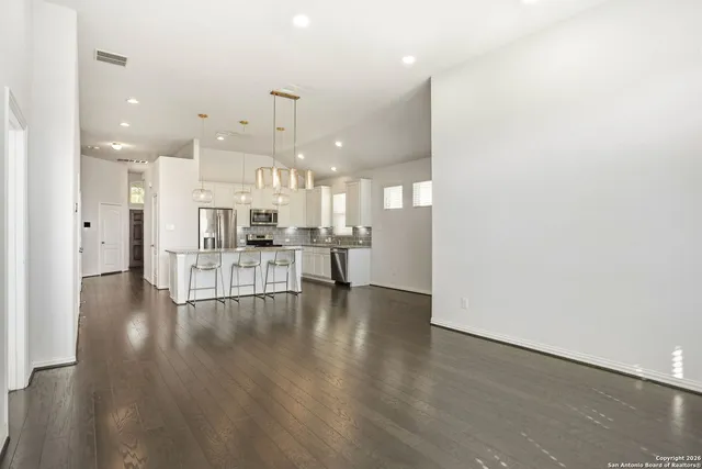 $310,000 | 8244 Breezy Cove, Selma, TX 78154