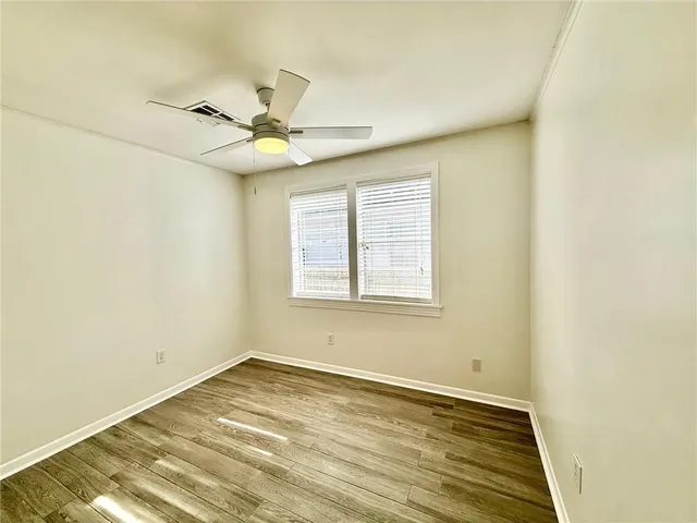 $2,300 | 508 Metairie Lawn Drive, Metairie, LA 70001