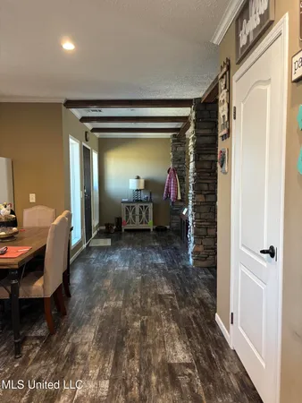 $900,000 | 2520 Plum Trail Southwest, Smithdale, MS 39664