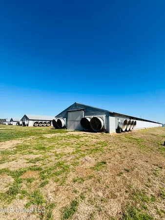 $900,000 | 2520 Plum Trail Southwest, Smithdale, MS 39664