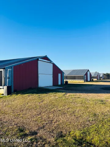 $900,000 | 2520 Plum Trail Southwest, Smithdale, MS 39664