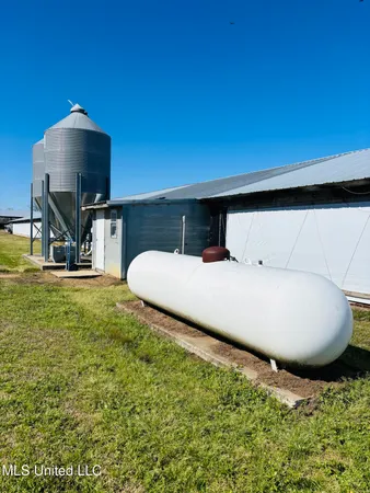 $900,000 | 2520 Plum Trail Southwest, Smithdale, MS 39664