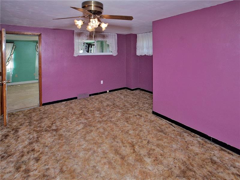 2008 McKinney Road Monroeville, PA 15146 - Photo 11 of 23