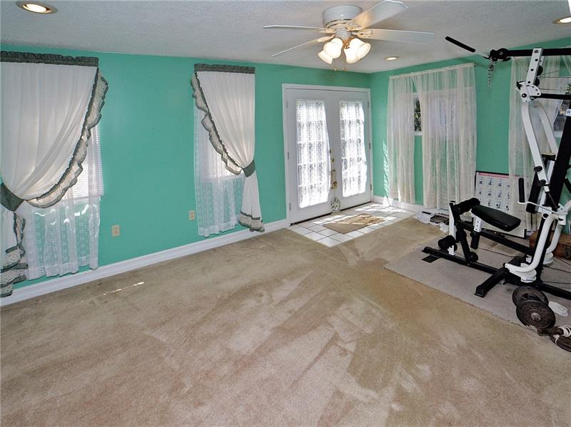 2008 McKinney Road Monroeville, PA 15146 - Photo 12 of 23