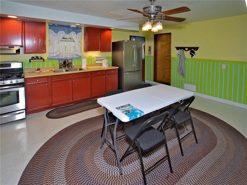 2008 McKinney Road Monroeville, PA 15146 - Photo 3 of 23