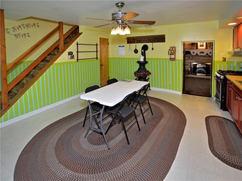 2008 McKinney Road Monroeville, PA 15146 - Photo 5 of 23